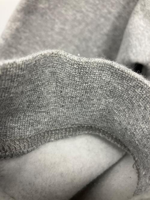 CarHartt（カーハート）CarHartt (カーハート) プルオーバーパーカー グレー サイズ:Lの古着・服飾アイテム