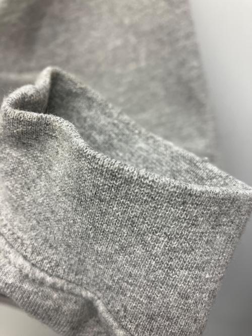 CarHartt（カーハート）CarHartt (カーハート) プルオーバーパーカー グレー サイズ:Lの古着・服飾アイテム