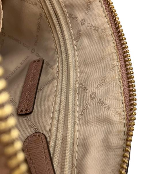 MICHAEL KORS（マイケル・コース）MICHAEL KORS (マイケル・コース) ショルダーバッグ ピンクの古着・服飾アイテム