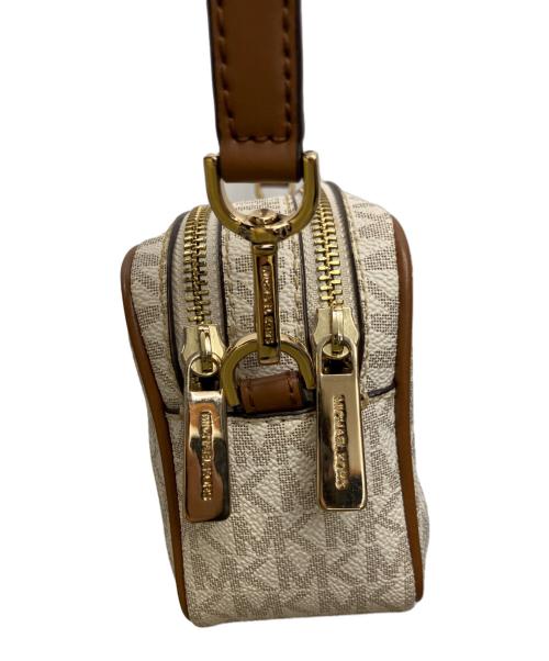 MICHAEL KORS（マイケル・コース）MICHAEL KORS (マイケル・コース) ショルダーバッグ ホワイト×ブラウンの古着・服飾アイテム