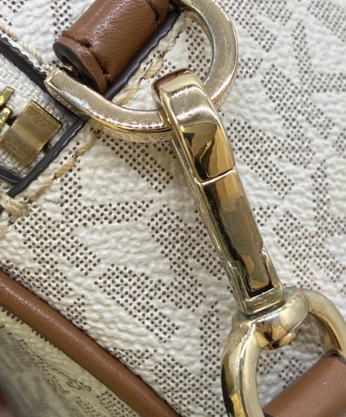 MICHAEL KORS（マイケル・コース）MICHAEL KORS (マイケル・コース) ショルダーバッグ ホワイト×ブラウンの古着・服飾アイテム