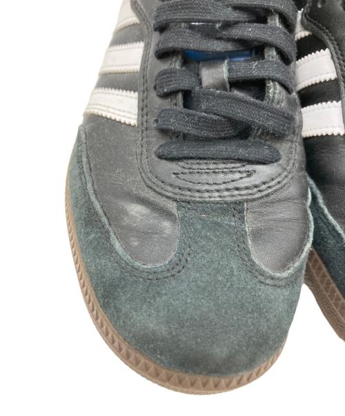 adidas（アディダス）adidas (アディダス) スニーカー ブラック×ホワイト サイズ:26の古着・服飾アイテム