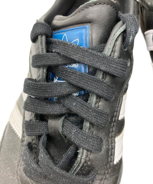 adidas（アディダス）adidas (アディダス) スニーカー ブラック×ホワイト サイズ:26の古着・服飾アイテム