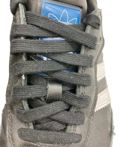 adidas（アディダス）adidas (アディダス) スニーカー ブラック×ホワイト サイズ:26の古着・服飾アイテム