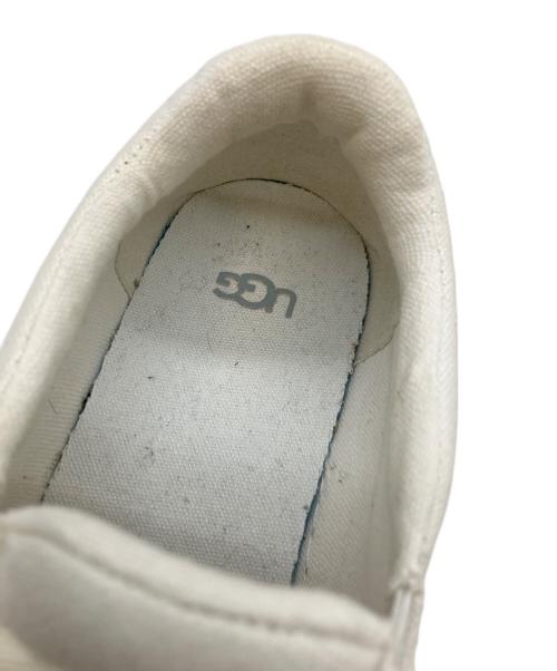 UGG（アグ）UGG (アグ) マリンスリッポン ホワイト サイズ:25.5の古着・服飾アイテム