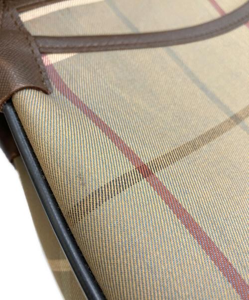 BURBERRY（バーバリー）BURBERRY (バーバリー) ショルダーバッグ ブラウンの古着・服飾アイテム