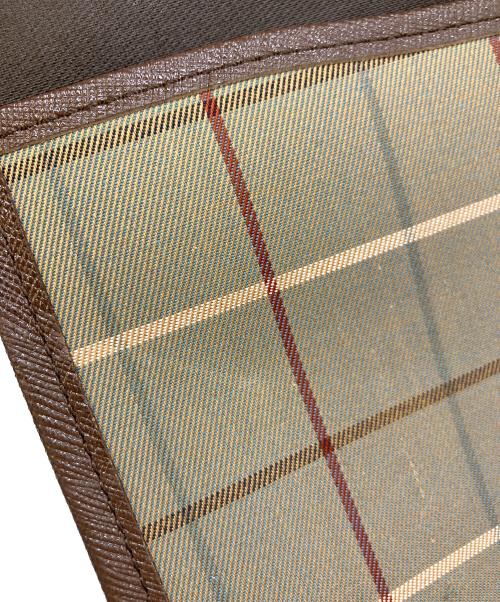 BURBERRY（バーバリー）BURBERRY (バーバリー) クラッチバッグ ブラウンの古着・服飾アイテム
