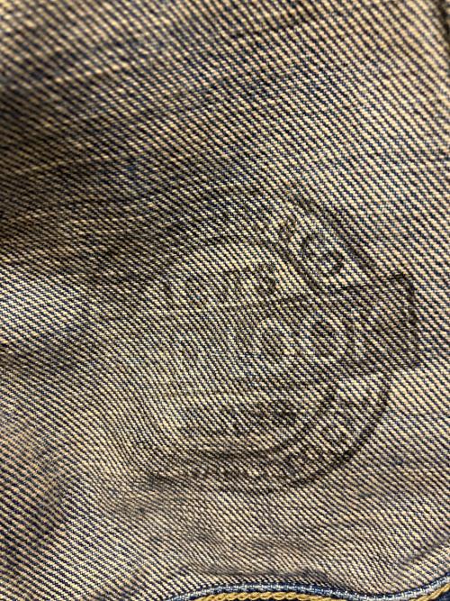LEVI'S（リーバイス）LEVI'S (リーバイス) デニムジャケット インディゴ サイズ:38の古着・服飾アイテム
