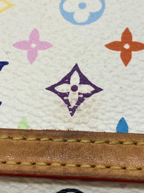 LOUIS VUITTON（ルイ ヴィトン）LOUIS VUITTON (ルイ ヴィトン) 3つ折り財布 ホワイトの古着・服飾アイテム