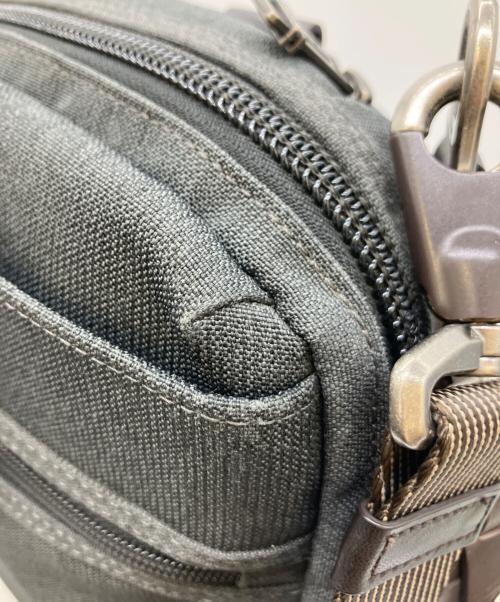 TUMI（トゥミ）TUMI (トゥミ) バッグ ブリーフケース グレー×ブラウンの古着・服飾アイテム
