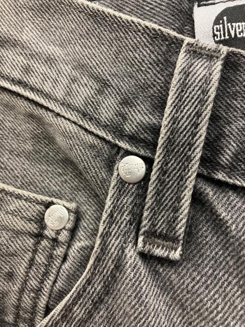 LEVI'S（リーバイス）LEVI'S (リーバイス) デニムパンツ ブラック サイズ:W28の古着・服飾アイテム