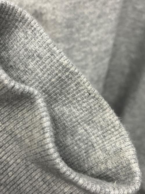 BLESS U（ブレスユー）BLESS U (ブレスユー) ジップパーカー グレー サイズ:Mの古着・服飾アイテム