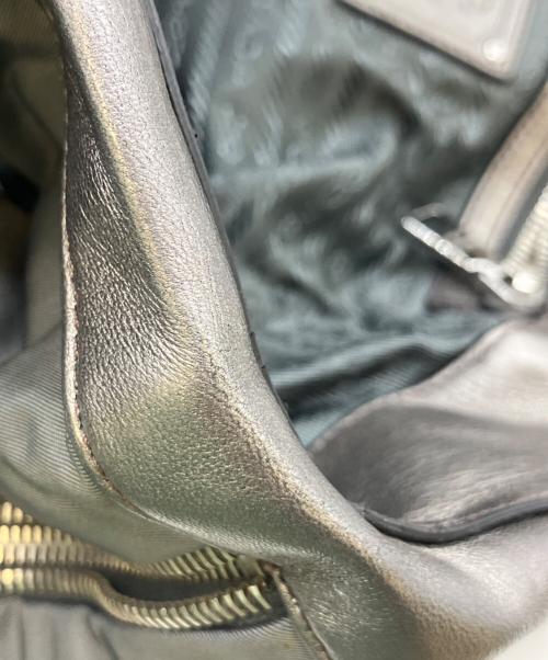 PRADA（プラダ）PRADA (プラダ) トートバッグ グレー×シルバーの古着・服飾アイテム