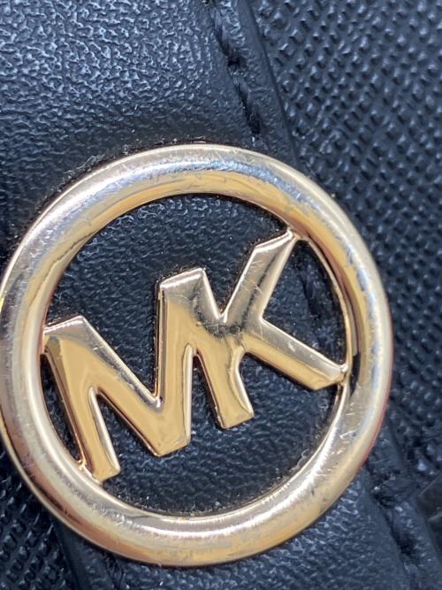 MICHAEL KORS（マイケル・コース）MICHAEL KORS (マイケル・コース) 3つ折り財布 ブラックの古着・服飾アイテム