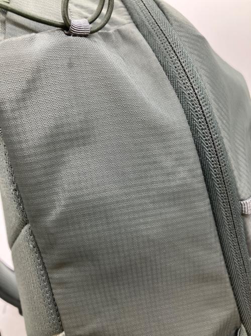 SALOMON（サロモン）SALOMON (サロモン) リュック グレーの古着・服飾アイテム