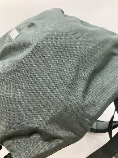 SALOMON（サロモン）SALOMON (サロモン) リュック グレーの古着・服飾アイテム