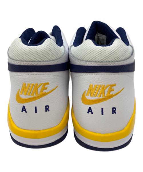 NIKE（ナイキ）NIKE (ナイキ) スニーカー ホワイト×パープル サイズ:28.5の古着・服飾アイテム