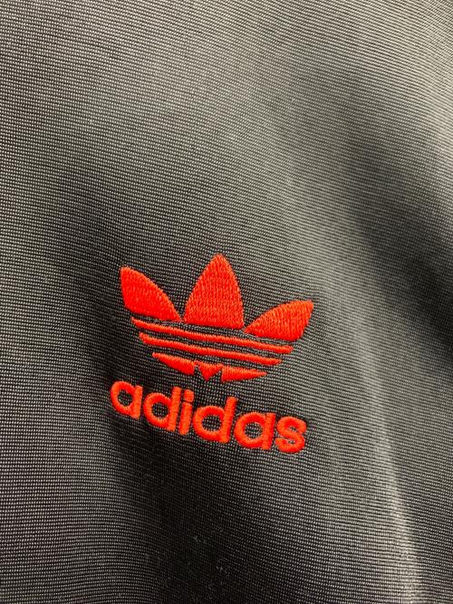adidas（アディダス）adidas (アディダス) トラックジャケット ブラック×レッドの古着・服飾アイテム