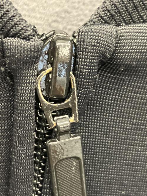adidas（アディダス）adidas (アディダス) トラックジャケット ブラック×レッドの古着・服飾アイテム