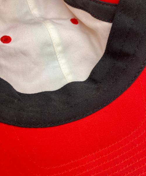 SUPREME（シュプリーム）Supreme (シュプリーム) キャップ レッドの古着・服飾アイテム