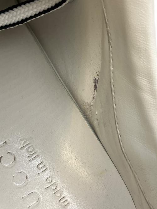 GUCCI（グッチ）GUCCI (グッチ) スニーカー ホワイト×ネイビー サイズ: 5 1/2の古着・服飾アイテム