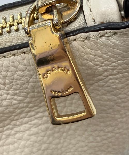 COACH（コーチ）COACH (コーチ) セミショルダーバッグ アイボリーの古着・服飾アイテム