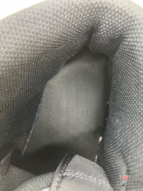 NIKE（ナイキ）NIKE (ナイキ) スニーカー レッド×ブラック サイズ:28の古着・服飾アイテム