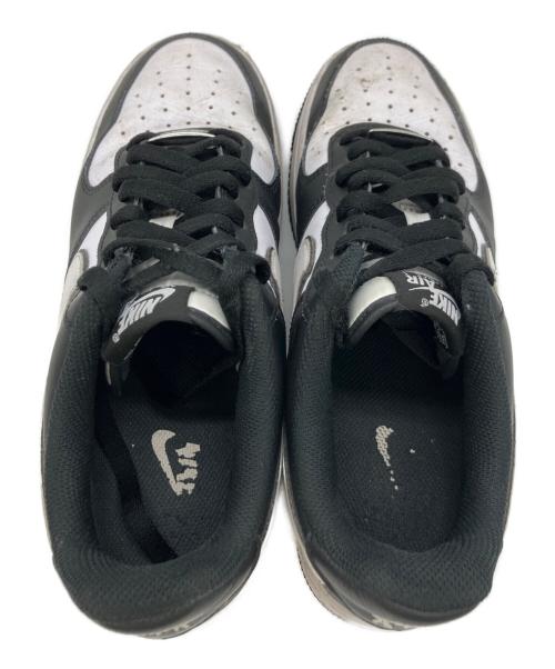 NIKE（ナイキ）NIKE (ナイキ) スニーカー ホワイト×ブラック サイズ:26の古着・服飾アイテム