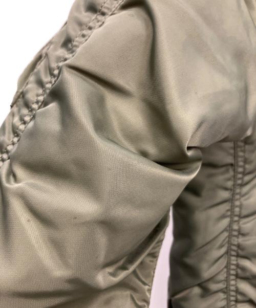 AVIREX（アヴィレックス）AVIREX (アヴィレックス) MA-1ジャケット オリーブ サイズ:Mの古着・服飾アイテム