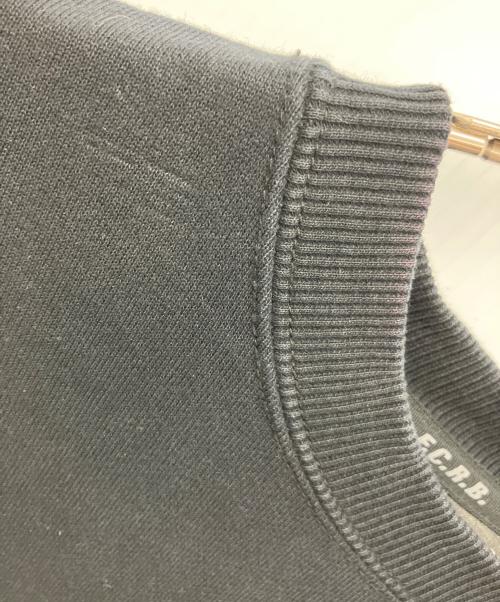 F.C.R.B.（エフシーレアルブリストル）F.C.R.B. (エフシーレアルブリストル) AUTHENTIC LOGO CREWNECK SWEAT ブラック サイズ:Sの古着・服飾アイテム