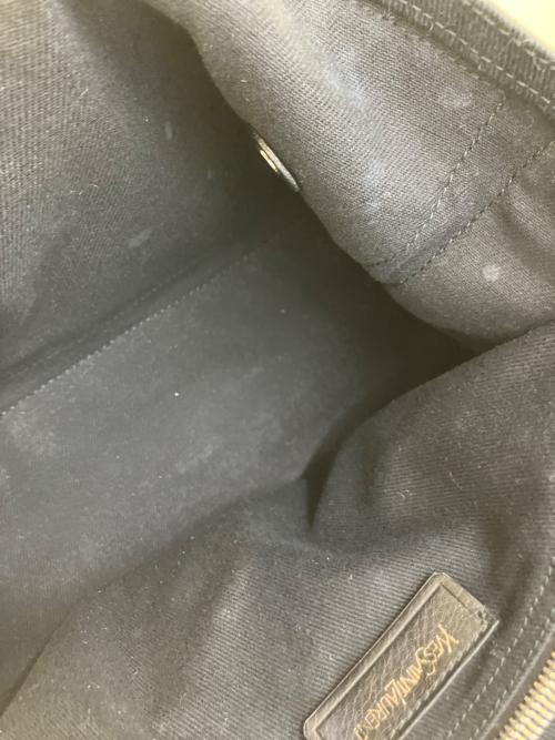 Yves Saint Laurent（イヴサンローラン）Yves Saint Laurent (イヴサンローラン) ハンドバッグ ブラックの古着・服飾アイテム
