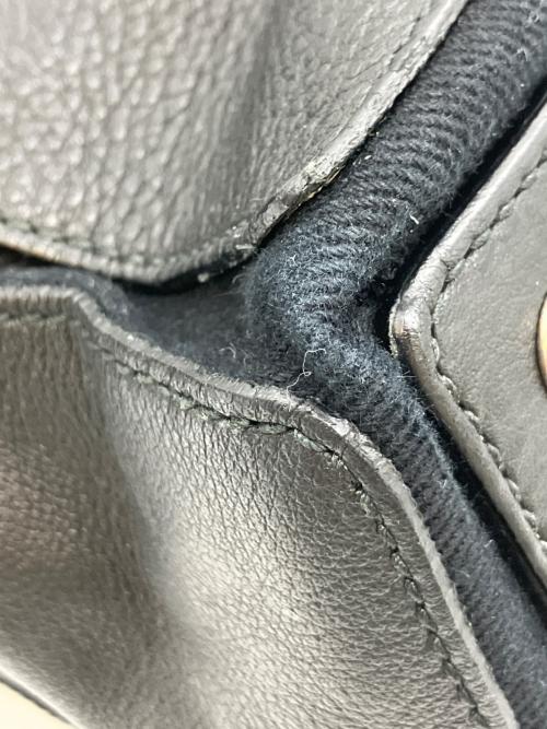 Yves Saint Laurent（イヴサンローラン）Yves Saint Laurent (イヴサンローラン) ハンドバッグ ブラックの古着・服飾アイテム