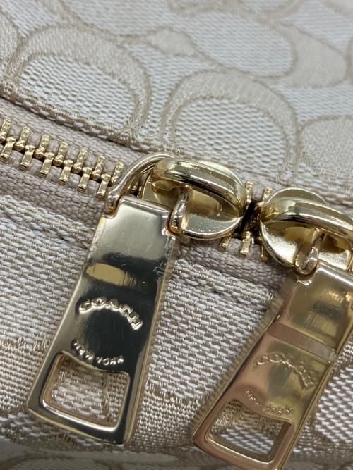 COACH（コーチ）COACH (コーチ) 2WAYショルダーバッグ ベージュ×ホワイトの古着・服飾アイテム