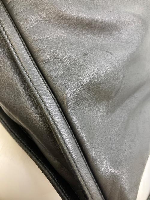 LOEWE（ロエベ）LOEWE (ロエベ) ショルダーバッグ ブラックの古着・服飾アイテム