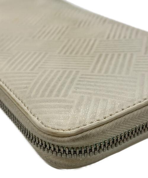 BOTTEGA VENETA（ボッテガベネタ）BOTTEGA VENETA (ボッテガベネタ) 長財布 ホワイトの古着・服飾アイテム