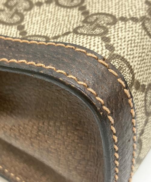 GUCCI（グッチ）GUCCI (グッチ) クラッチバッグ ベージュの古着・服飾アイテム