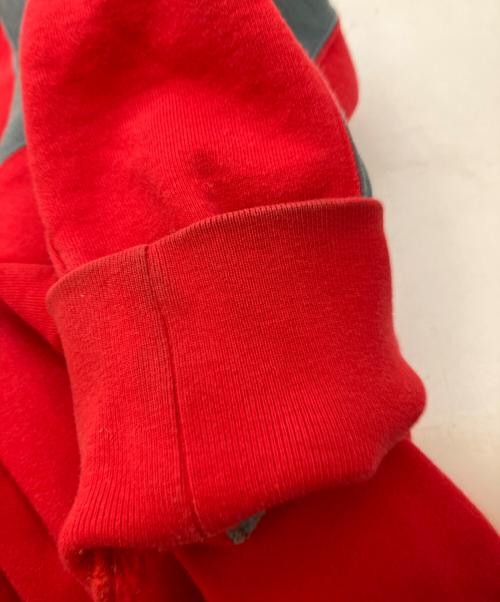 SUPREME（シュプリーム）SUPREME (シュプリーム) プルオーバーパーカー レッド サイズ:Mの古着・服飾アイテム