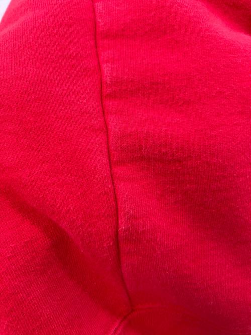 SUPREME（シュプリーム）SUPREME (シュプリーム) プルオーバーパーカー レッド サイズ:Mの古着・服飾アイテム
