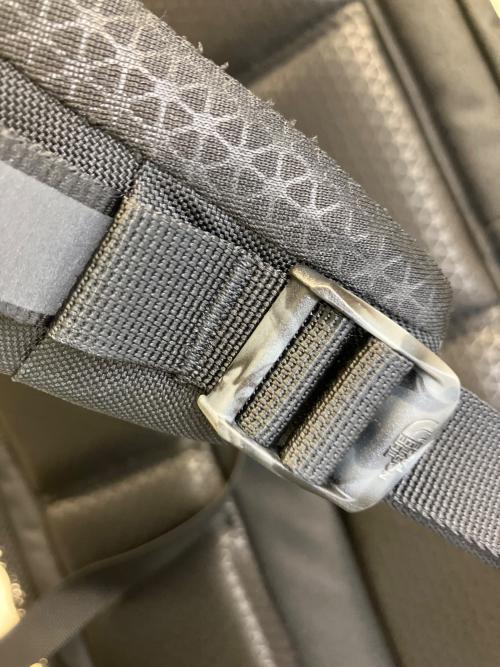 THE NORTH FACE（ザ ノース フェイス）THE NORTH FACE (ザ ノース フェイス) リュック ブラックの古着・服飾アイテム