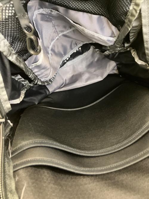 THE NORTH FACE（ザ ノース フェイス）THE NORTH FACE (ザ ノース フェイス) リュック ブラックの古着・服飾アイテム