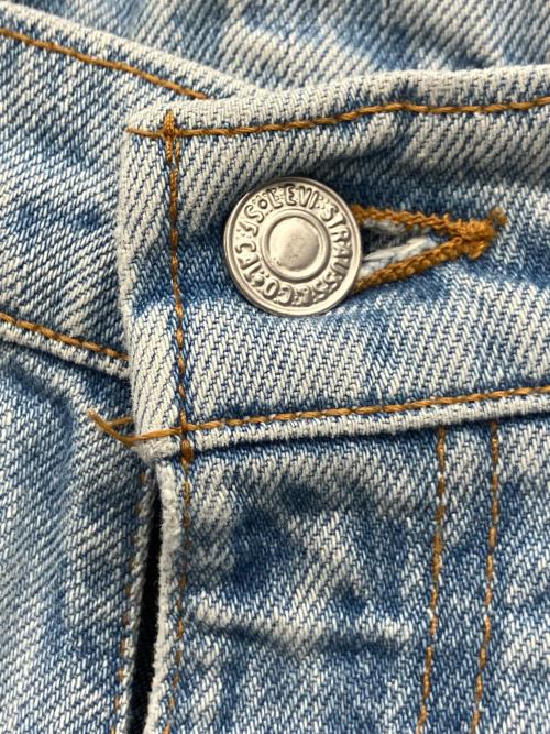 LEVI'S（リーバイス）LEVI'S (リーバイス) デニムパンツ スカイブルー サイズ:30×32の古着・服飾アイテム