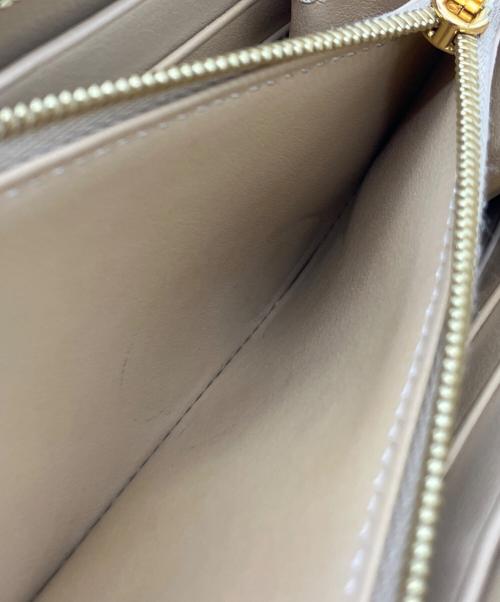 CELINE（セリーヌ）CELINE (セリーヌ) 長財布 ベージュの古着・服飾アイテム