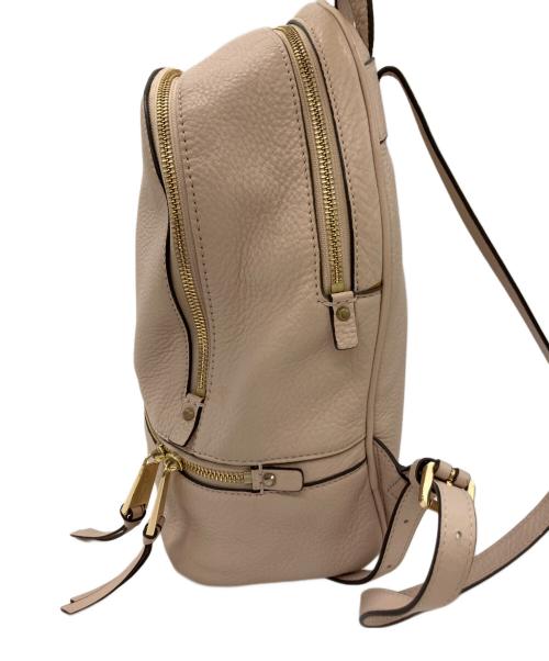 MICHAEL KORS（マイケルコース）MICHAEL KORS (マイケルコース) リュック ベージュの古着・服飾アイテム