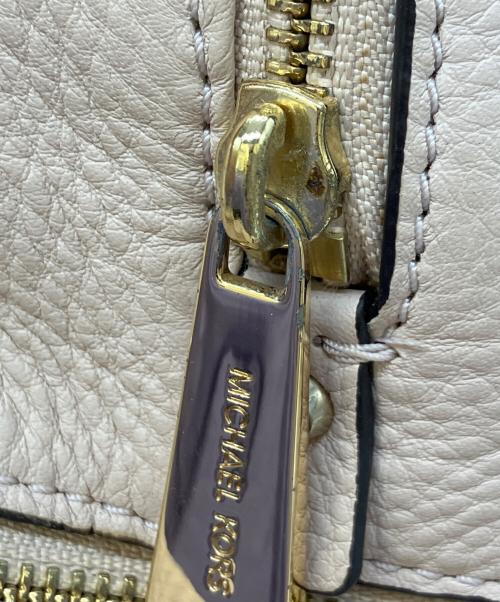 MICHAEL KORS（マイケルコース）MICHAEL KORS (マイケルコース) リュック ベージュの古着・服飾アイテム
