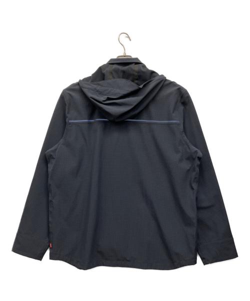 LEVI'S（リーバイス）LEVI'S (リーバイス) ナイロンジャケット グレー サイズ:Lの古着・服飾アイテム