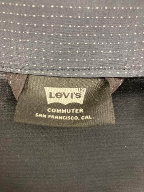 LEVI'S（リーバイス）LEVI'S (リーバイス) ナイロンジャケット グレー サイズ:Lの古着・服飾アイテム