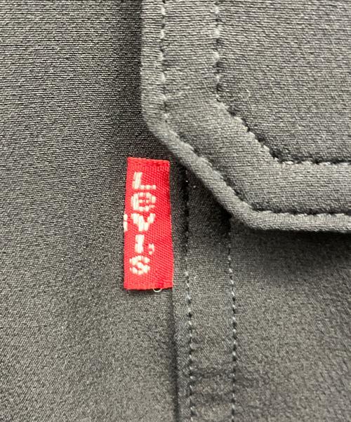 LEVI'S（リーバイス）LEVI'S (リーバイス) ナイロンジャケット ブラック サイズ:Lの古着・服飾アイテム