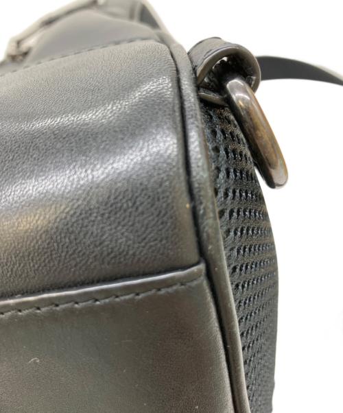COACH（コーチ）COACH (コーチ) ボディーバッグ グレー×ブラックの古着・服飾アイテム