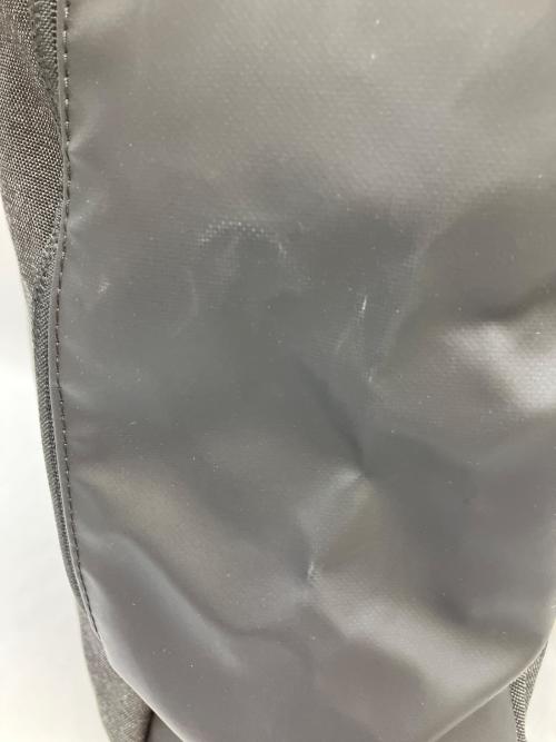 ZERO HALLIBURTON（ゼロ ハリバートン）ZERO HALLIBURTON (ゼロ ハリバートン) リュック グレーの古着・服飾アイテム