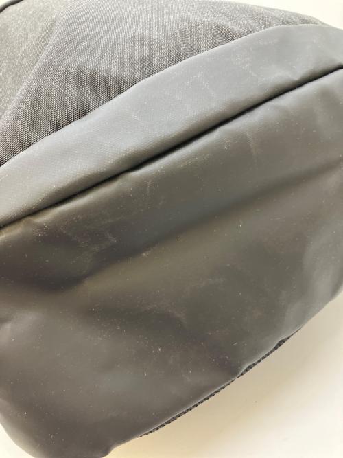 ZERO HALLIBURTON（ゼロ ハリバートン）ZERO HALLIBURTON (ゼロ ハリバートン) リュック グレーの古着・服飾アイテム